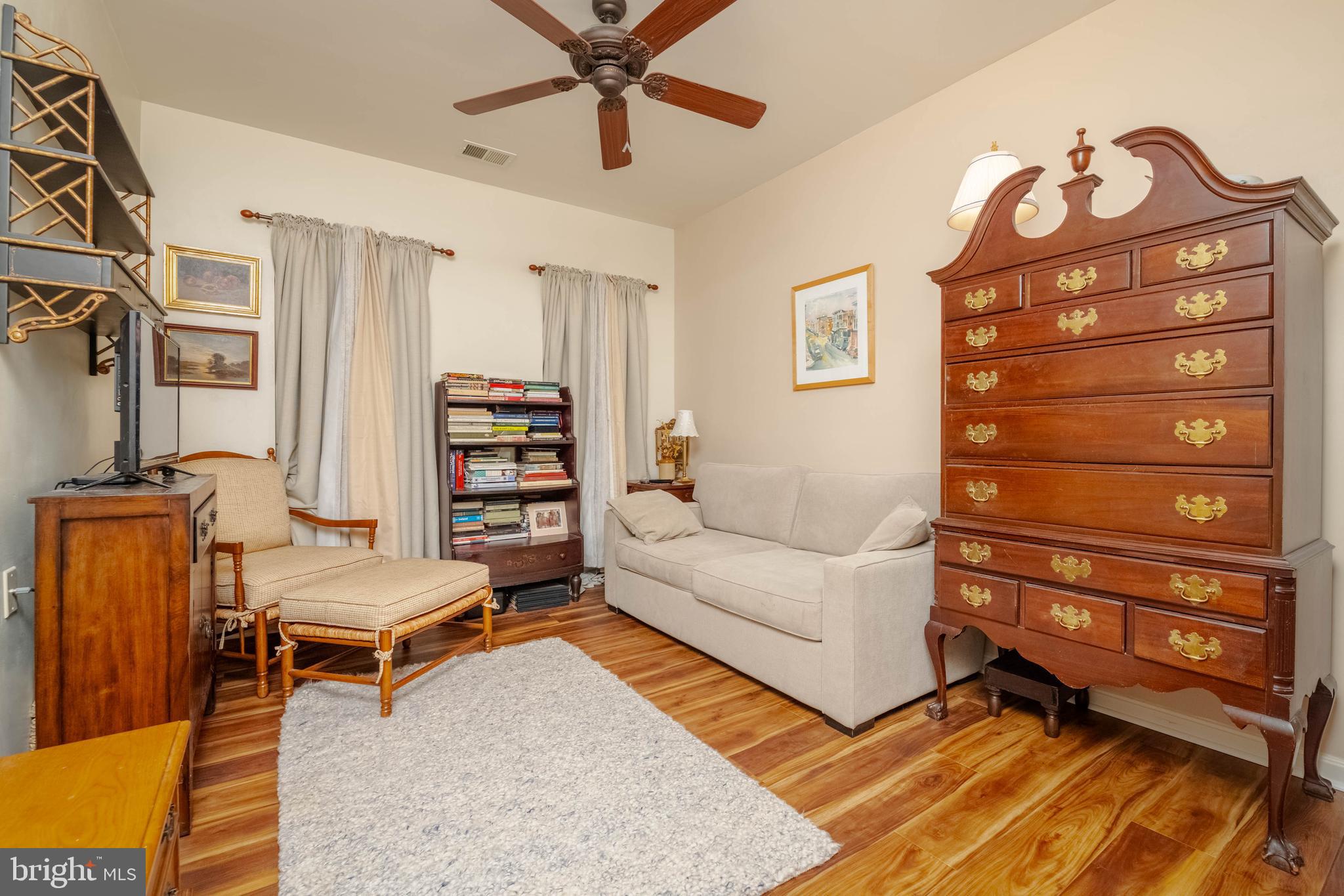 1925 Kathryns Ct #1925