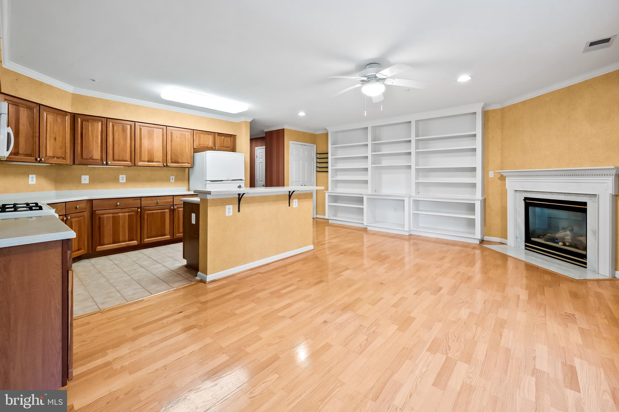 641 Straffan Dr #303