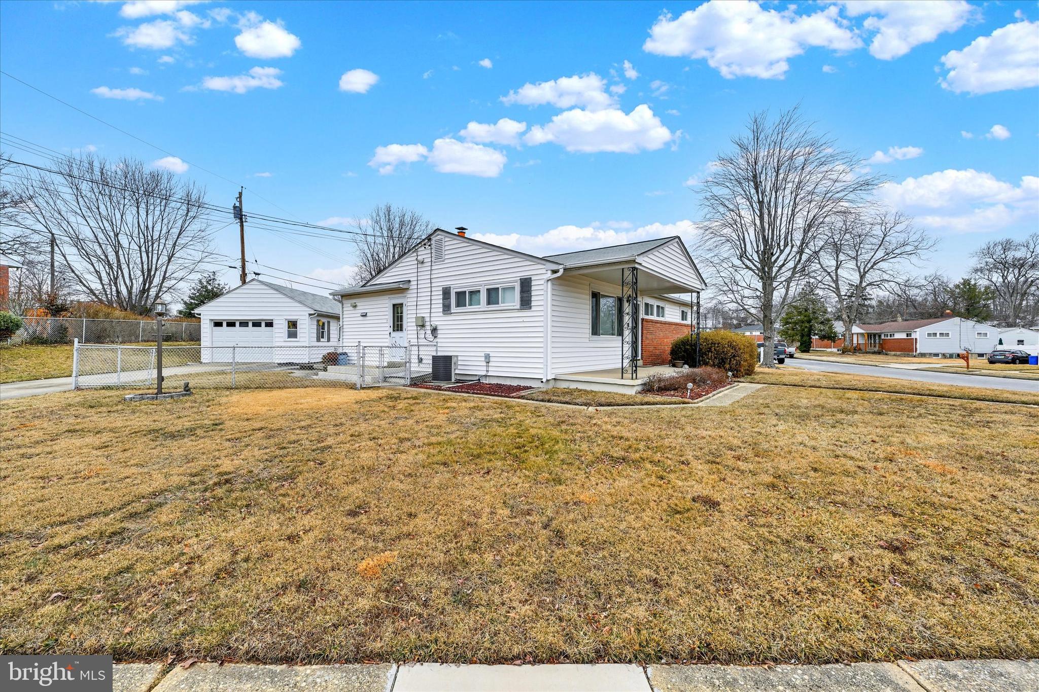 2446 Harwood Rd