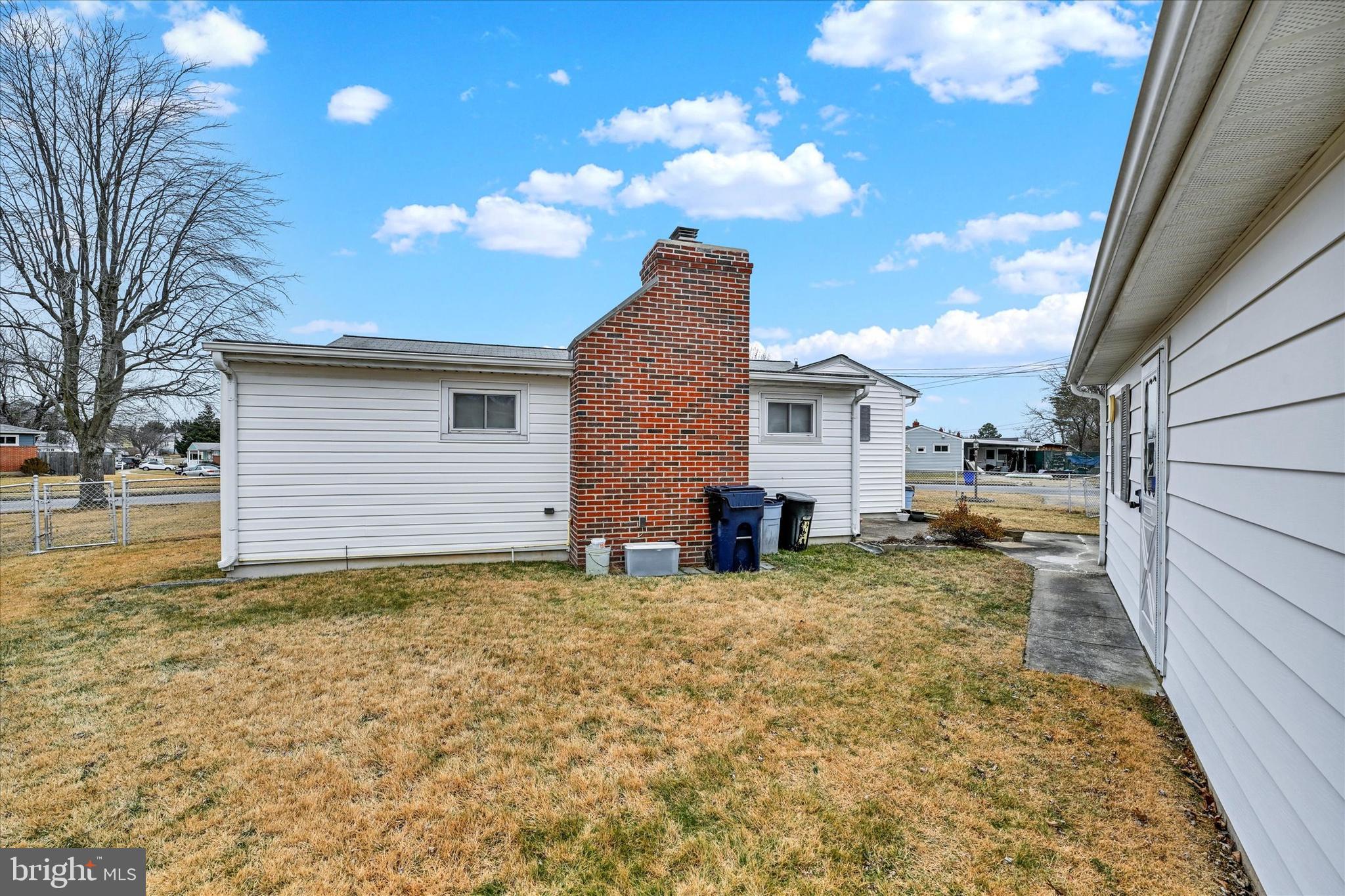 2446 Harwood Rd