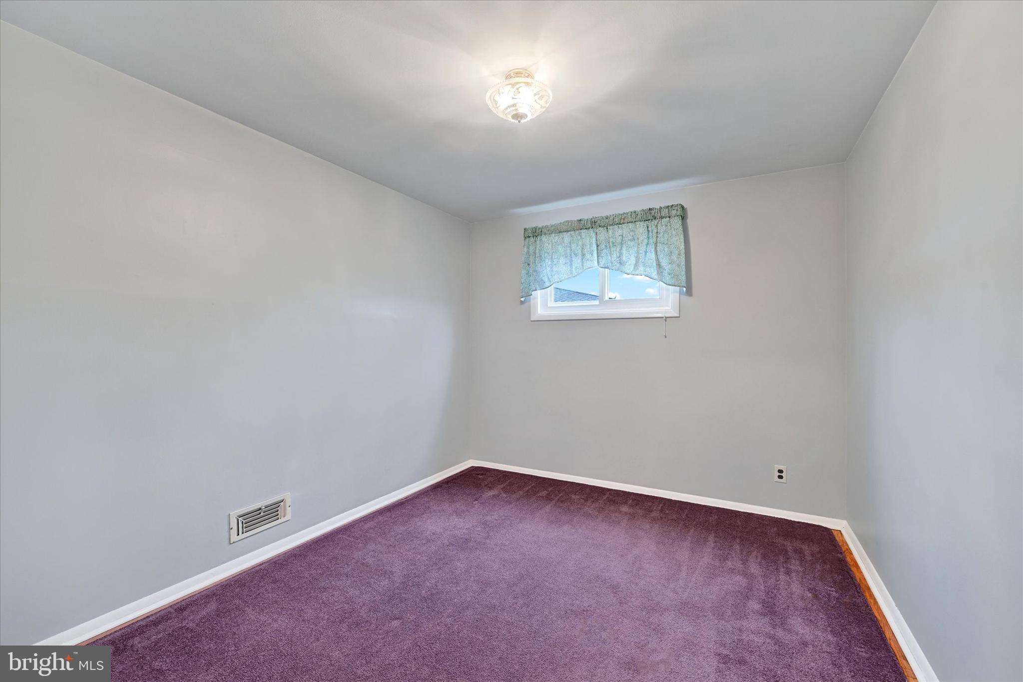 2446 Harwood Rd