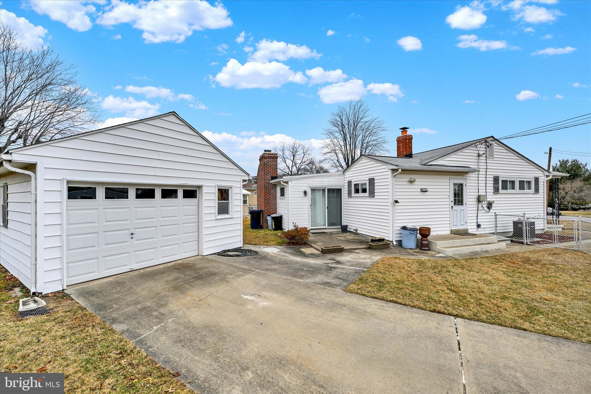 2446 Harwood Rd