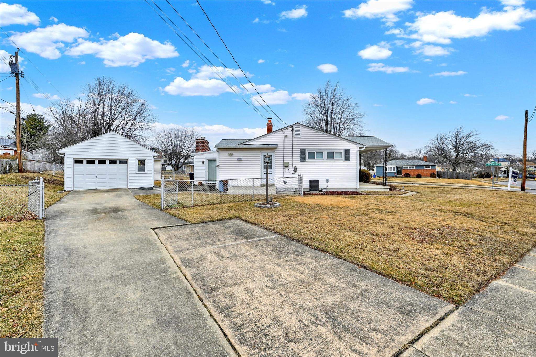 2446 Harwood Rd
