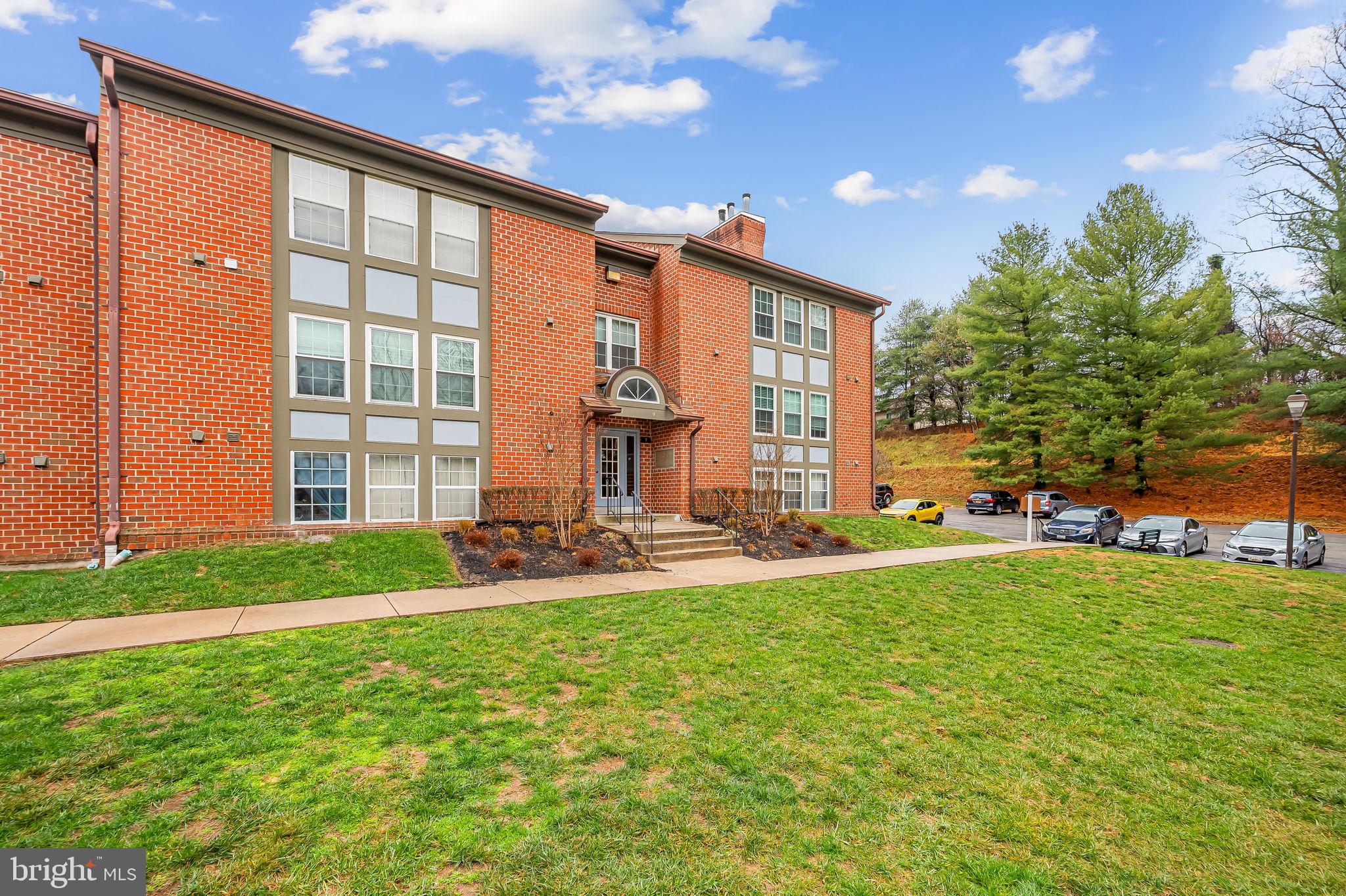 9-A Pipe Hill Ct #9a