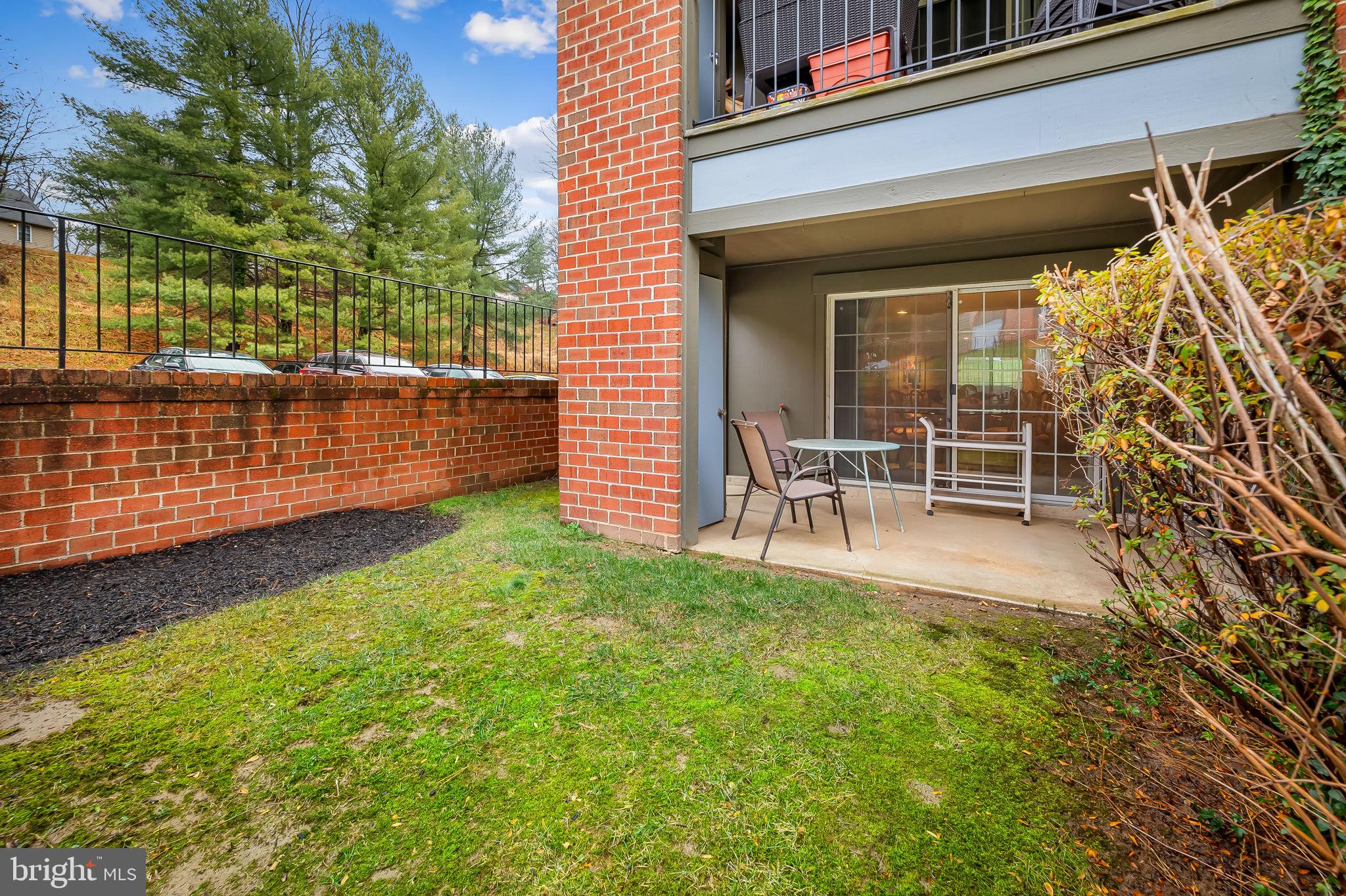 9-A Pipe Hill Ct #9a