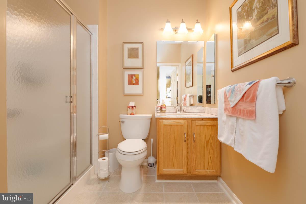 9608-B Amberleigh Ln 9608 Amberleigh Ln #B