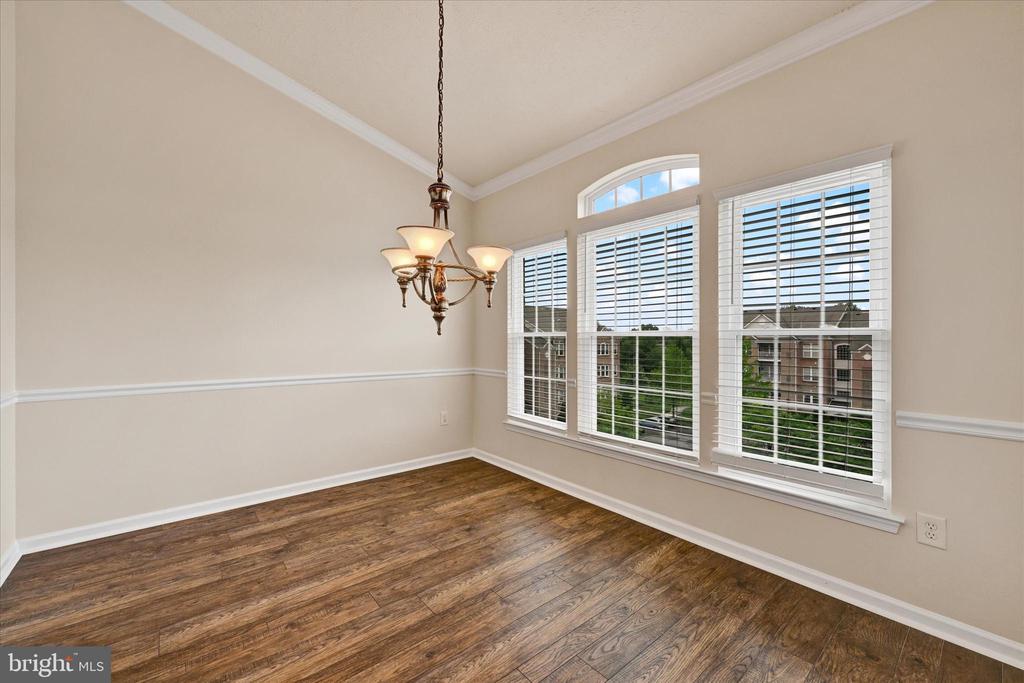 4503 Dunton Ter #8503 R