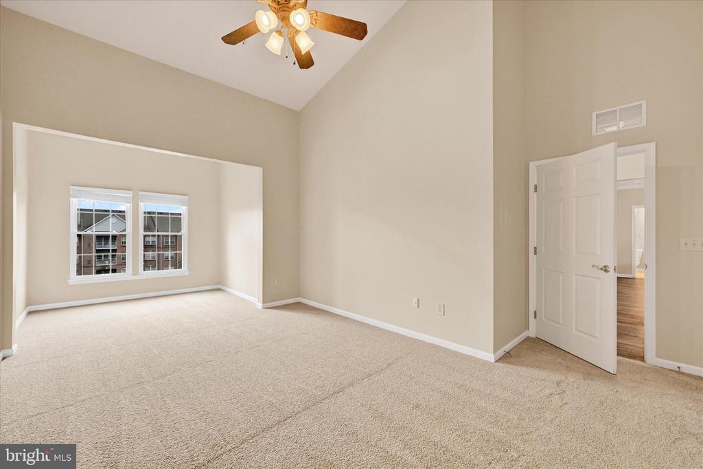 4503 Dunton Ter #8503 R