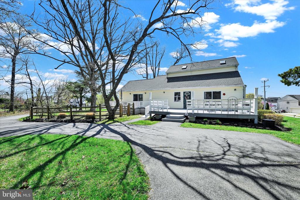 9700 Magledt Rd