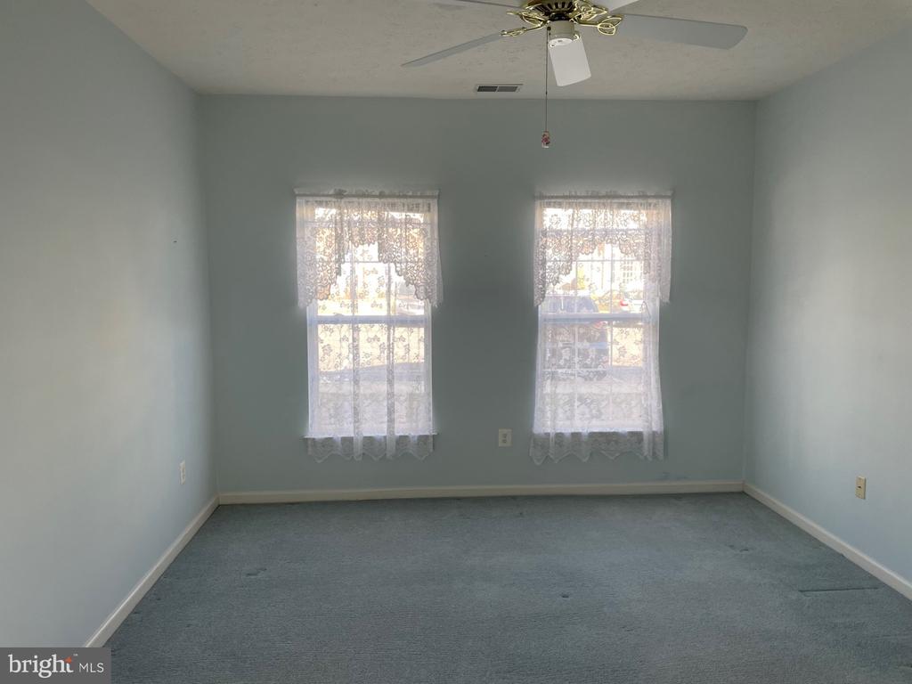 5-D Brook Farm Ct #5d
