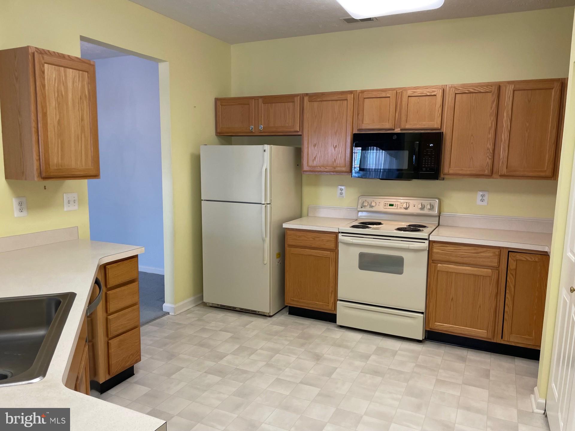 5-D Brook Farm Ct #5d