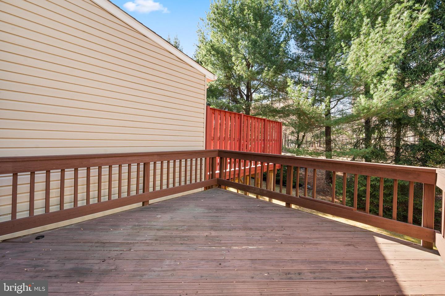 6 Ferns Ct
