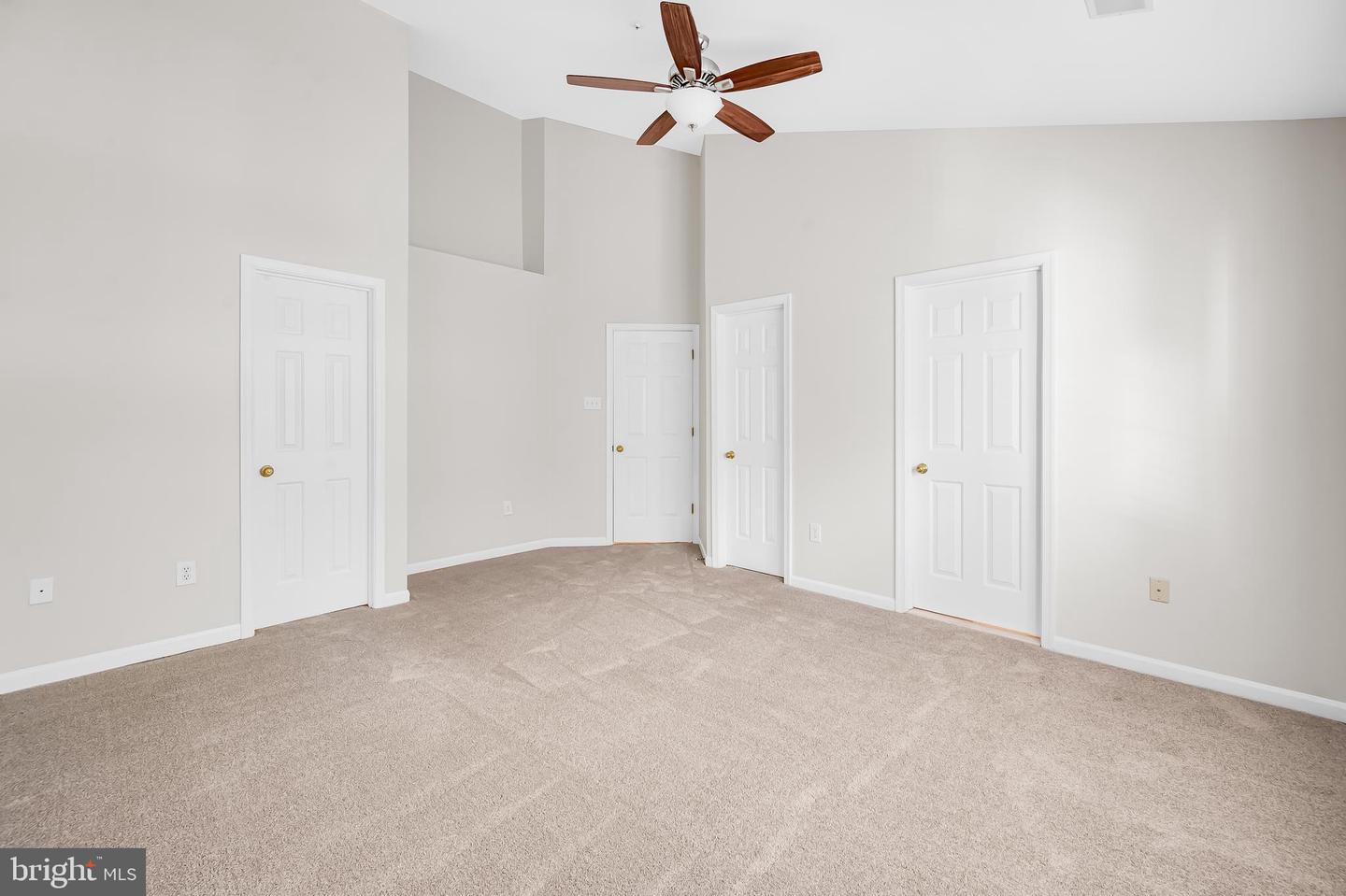6 Ferns Ct