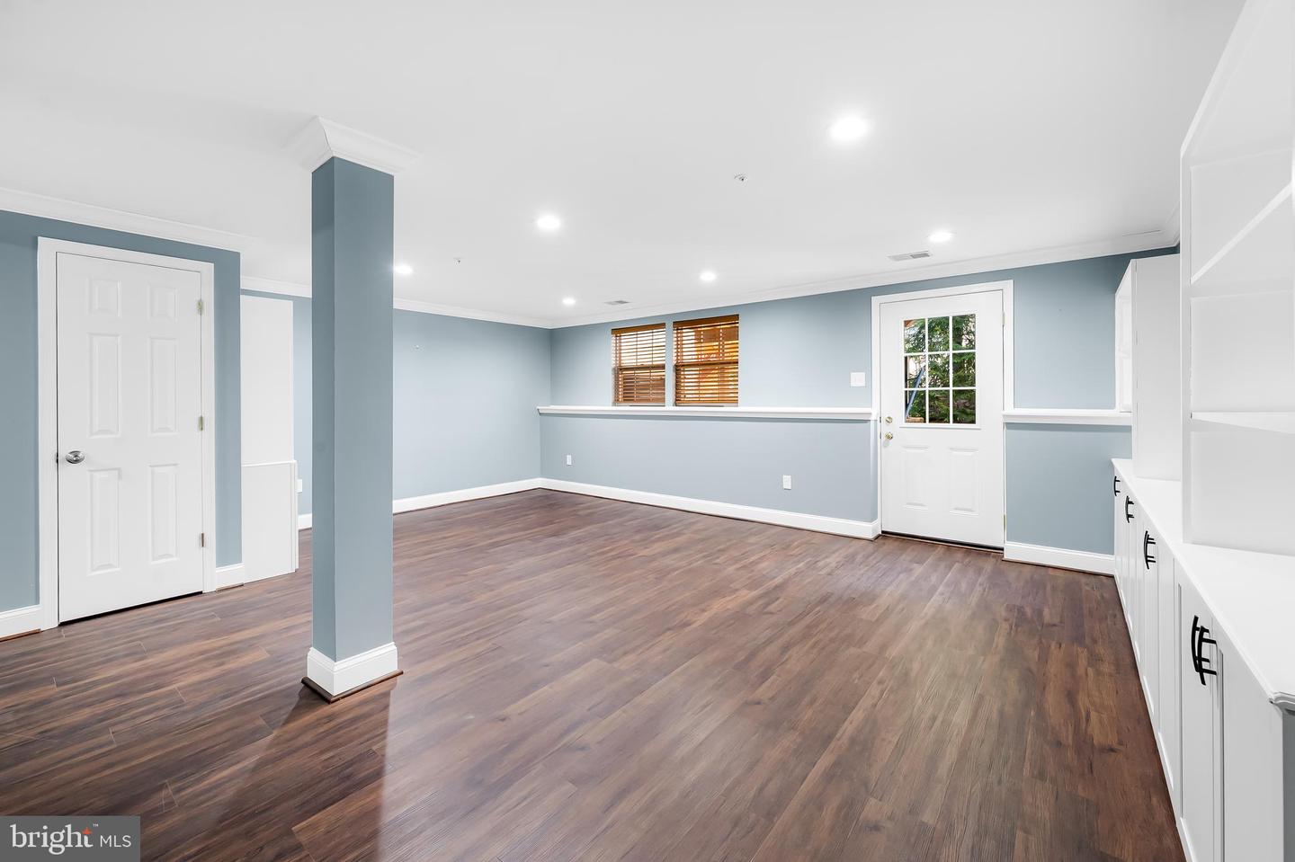 6 Ferns Ct