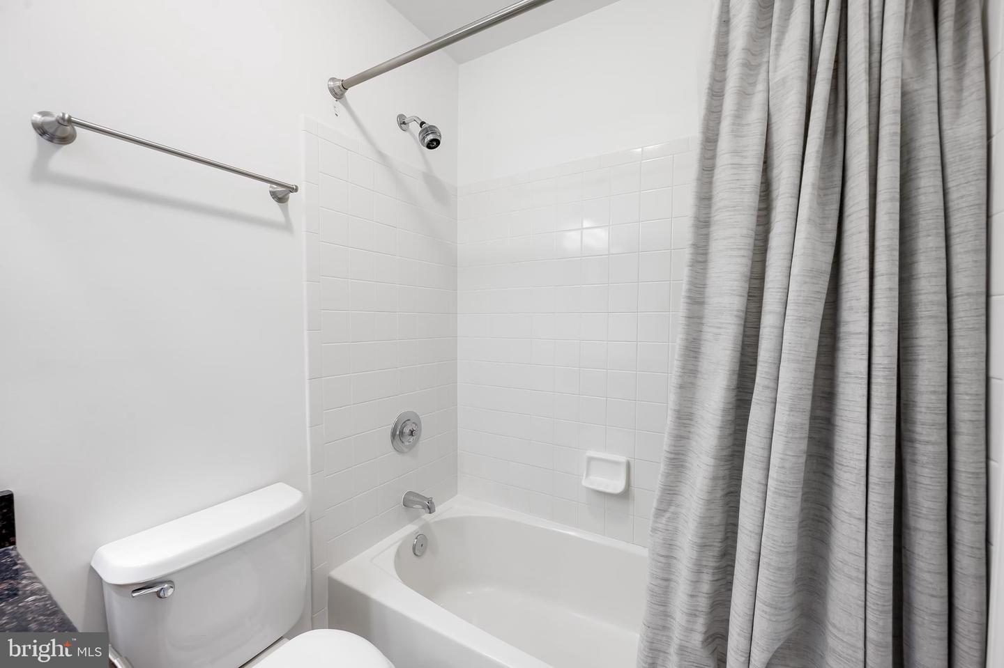 6 Ferns Ct