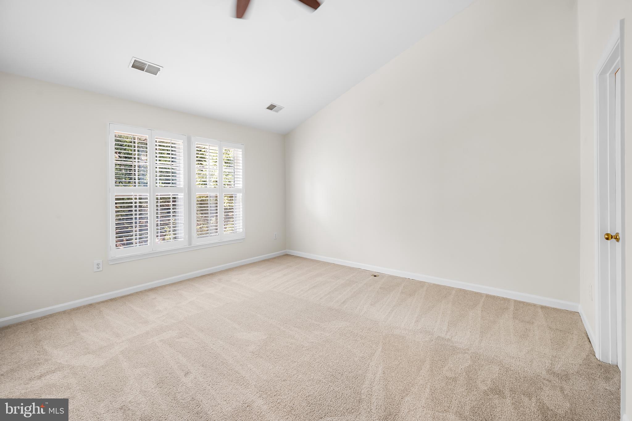 6 Ferns Ct
