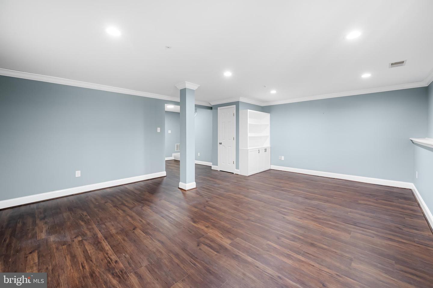6 Ferns Ct