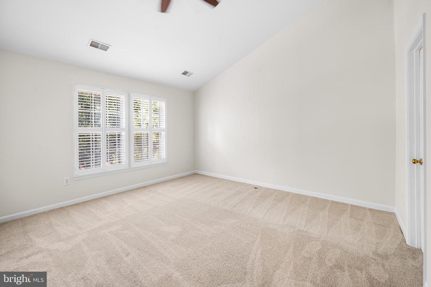 6 Ferns Ct