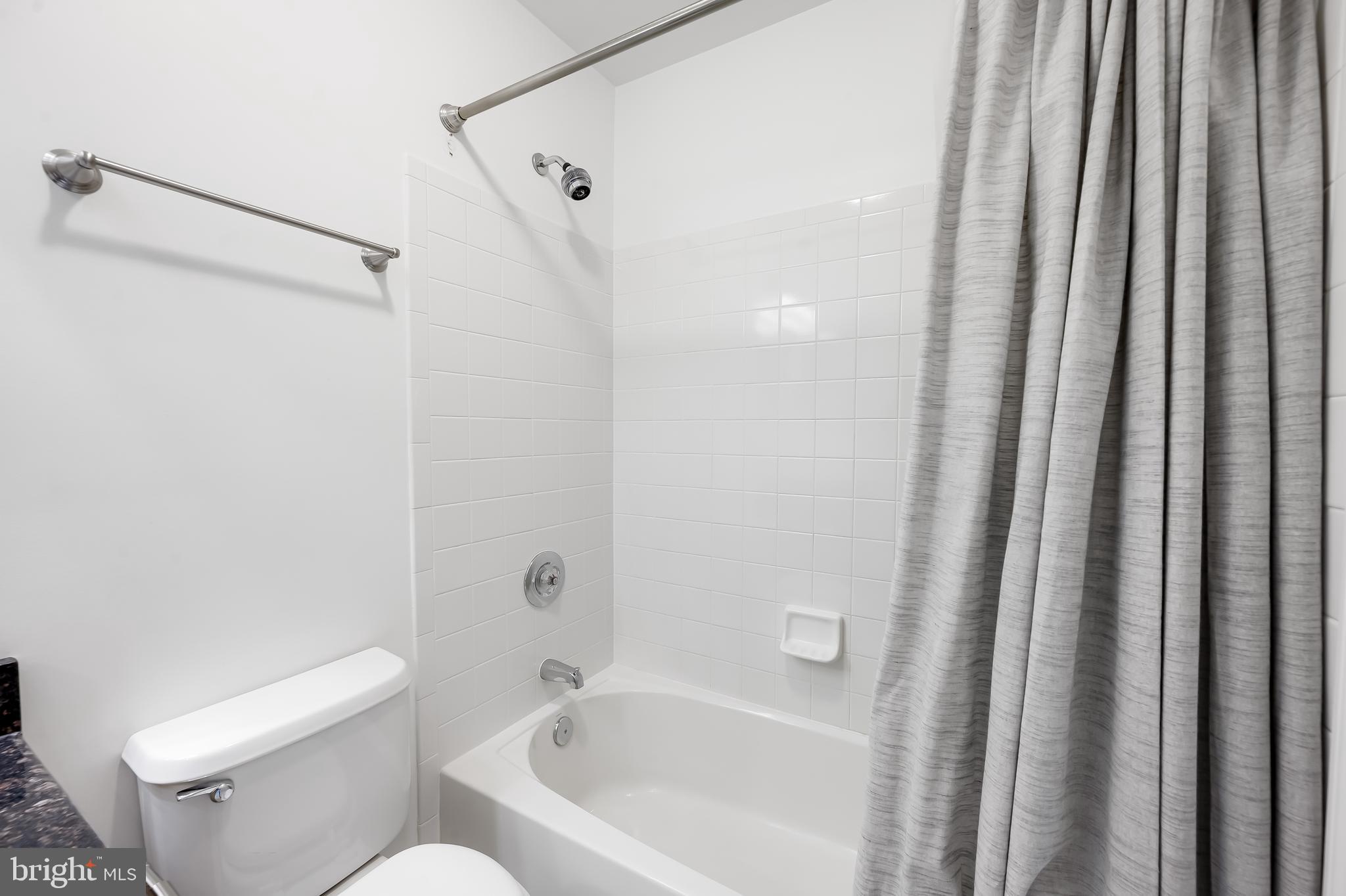 6 Ferns Ct
