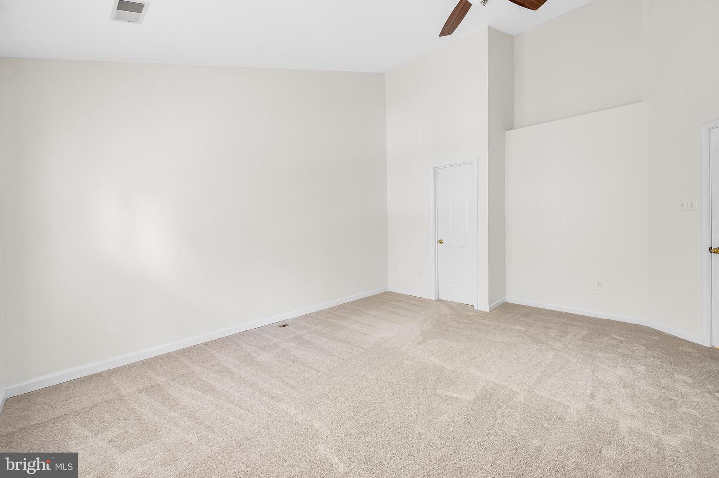 6 Ferns Ct