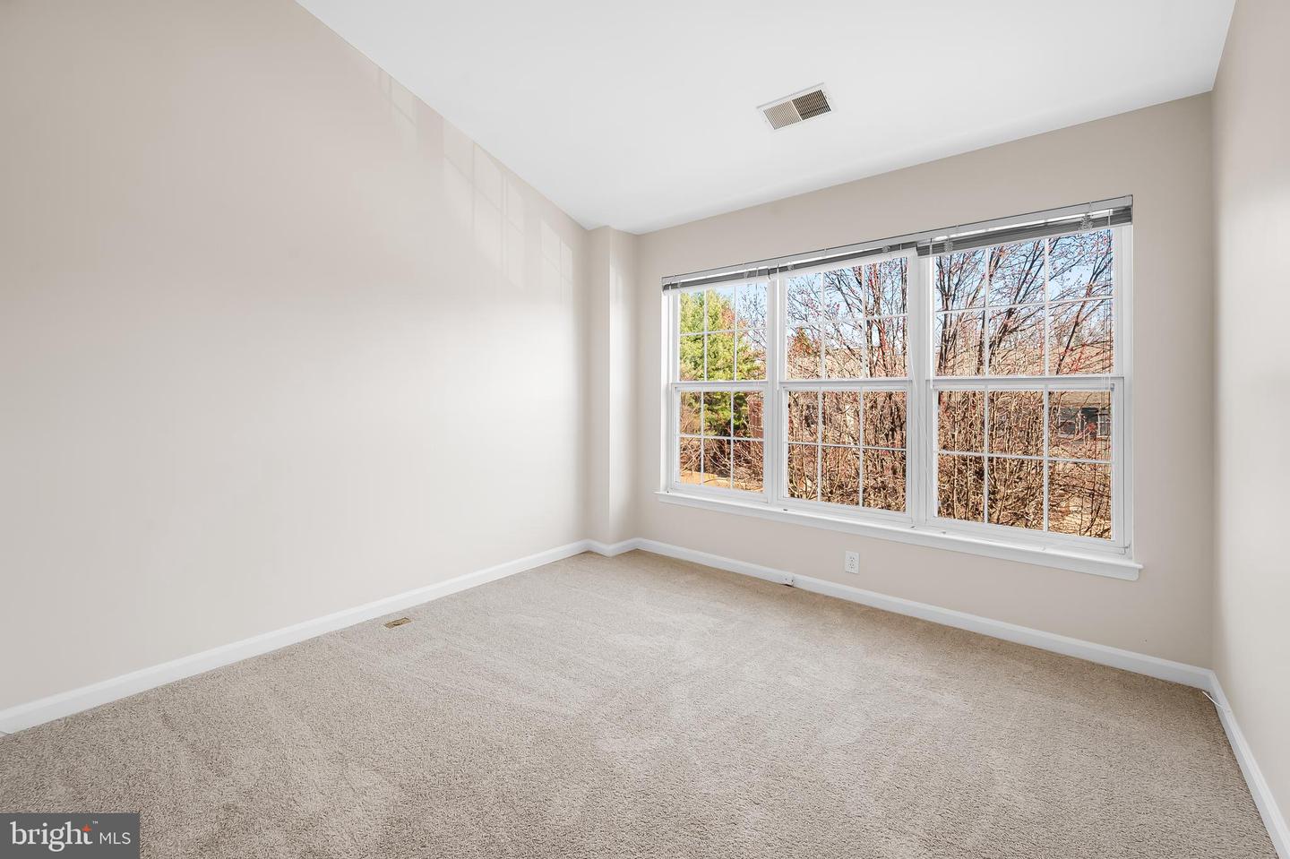 6 Ferns Ct