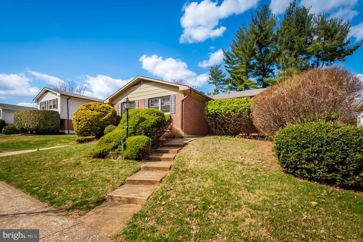 2524 Willow Glen Dr