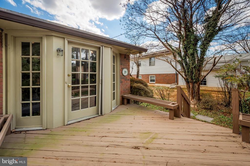 2524 Willow Glen Dr
