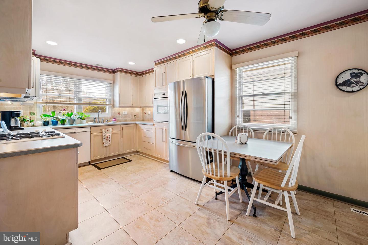 2524 Willow Glen Dr