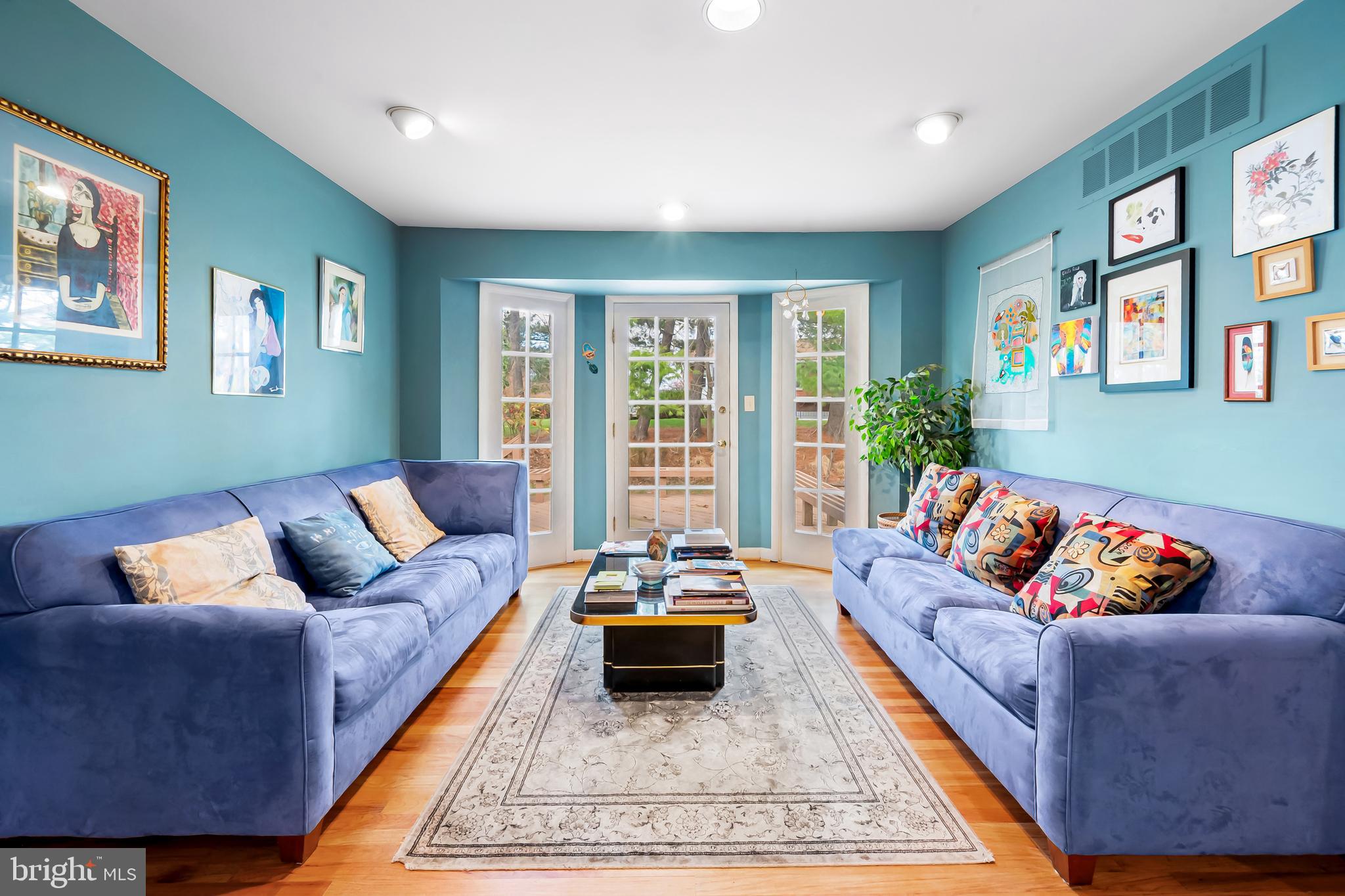 2524 Willow Glen Dr