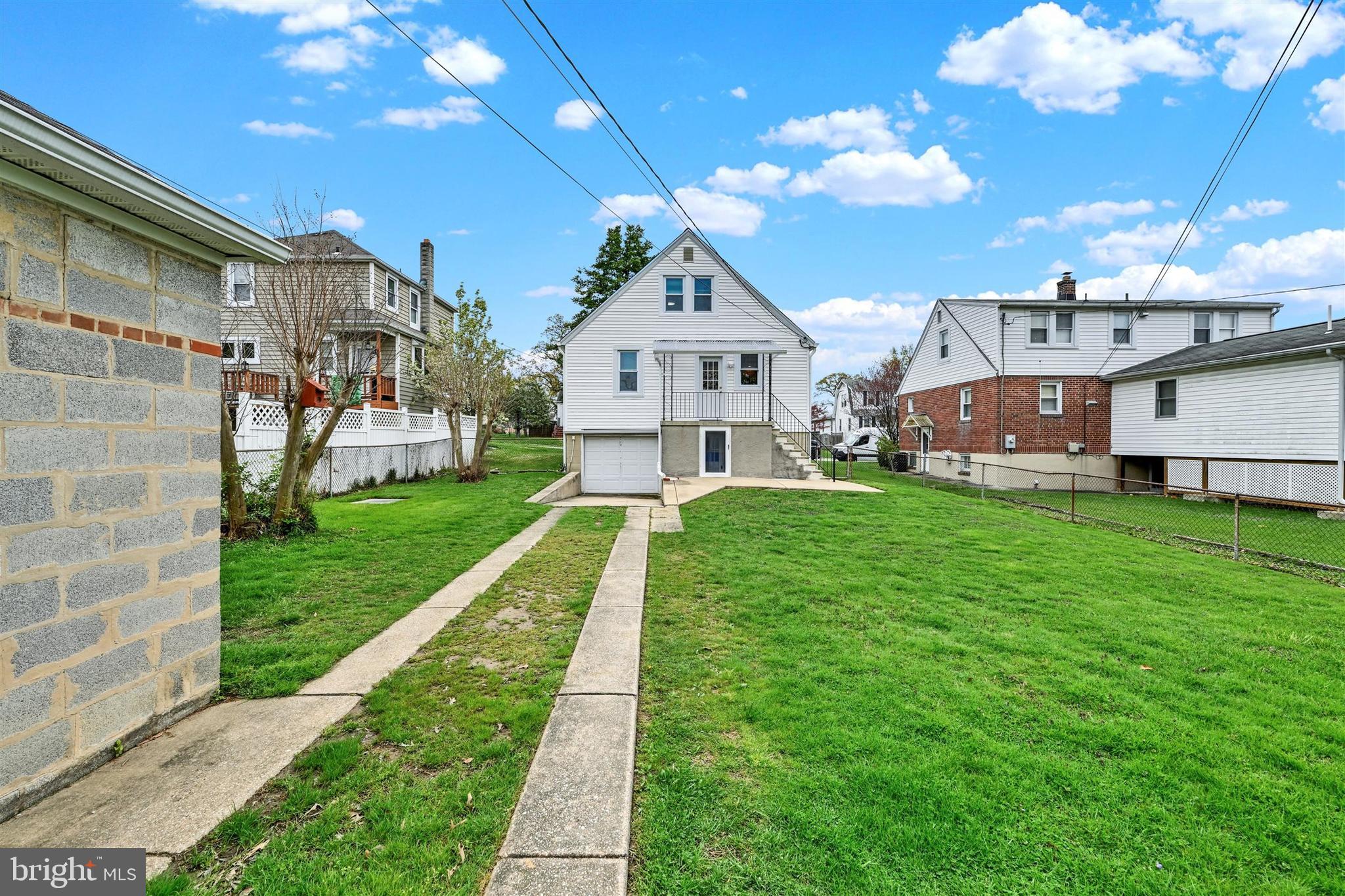 20 Leslie Ave