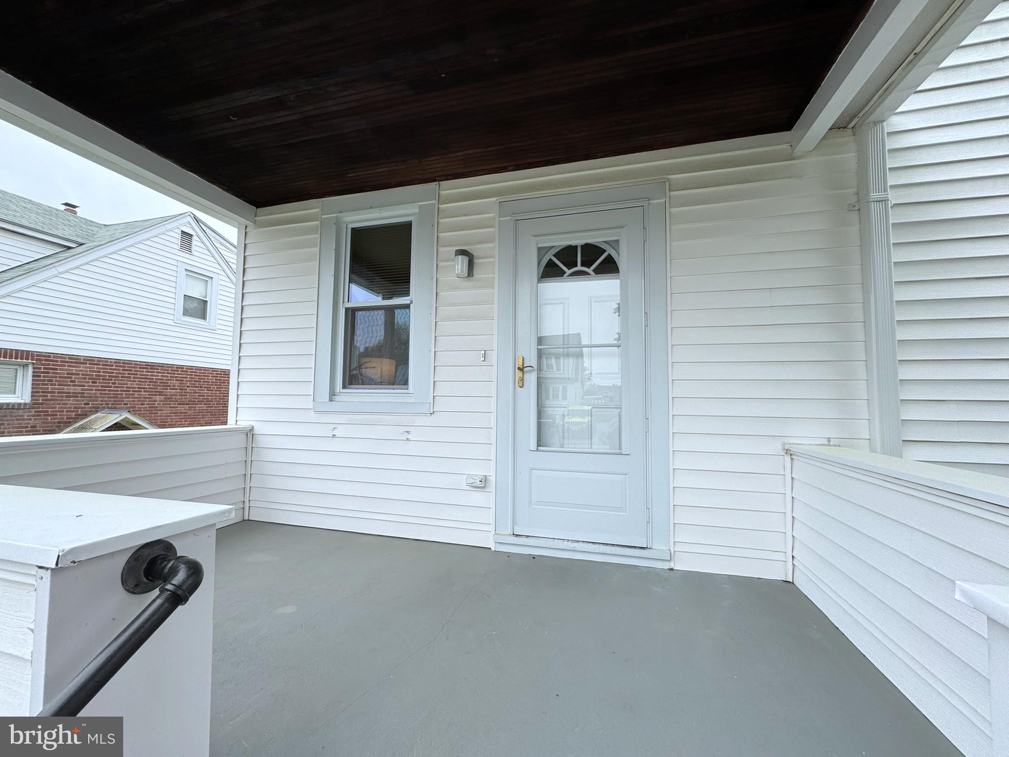 20 Leslie Ave
