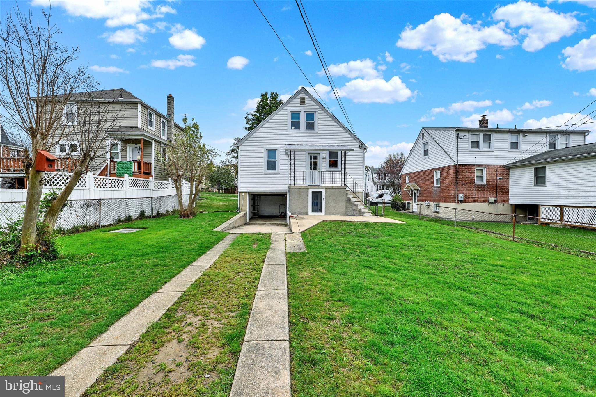 20 Leslie Ave