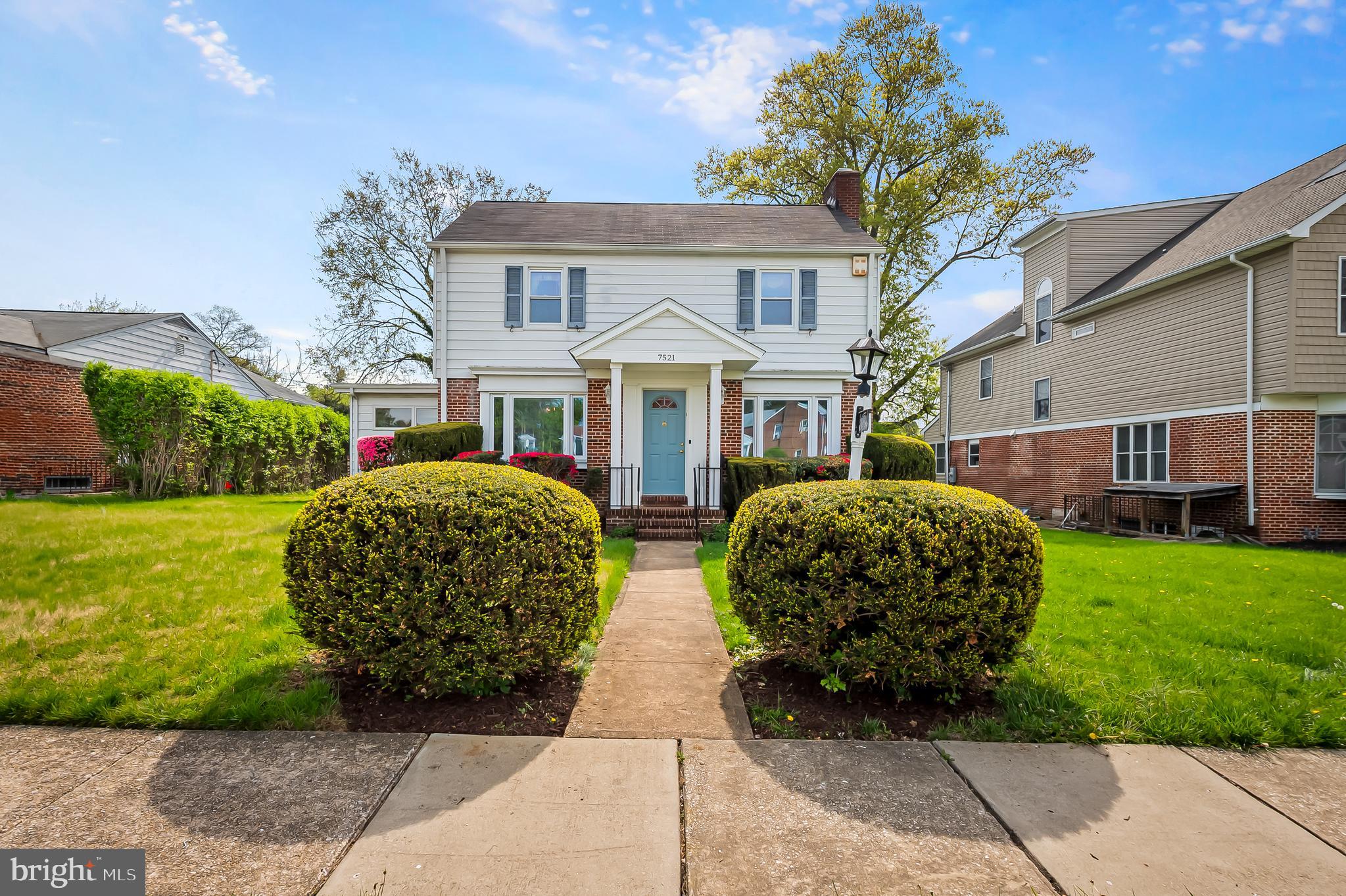 7521 Slade Ave