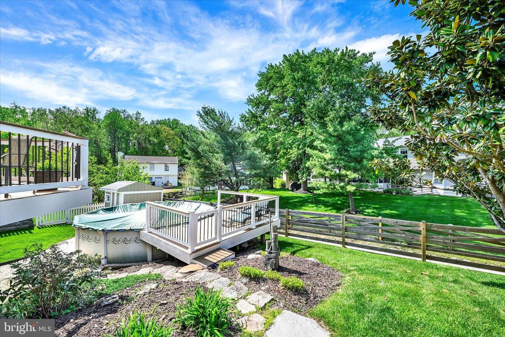 9104 Perryvale Rd