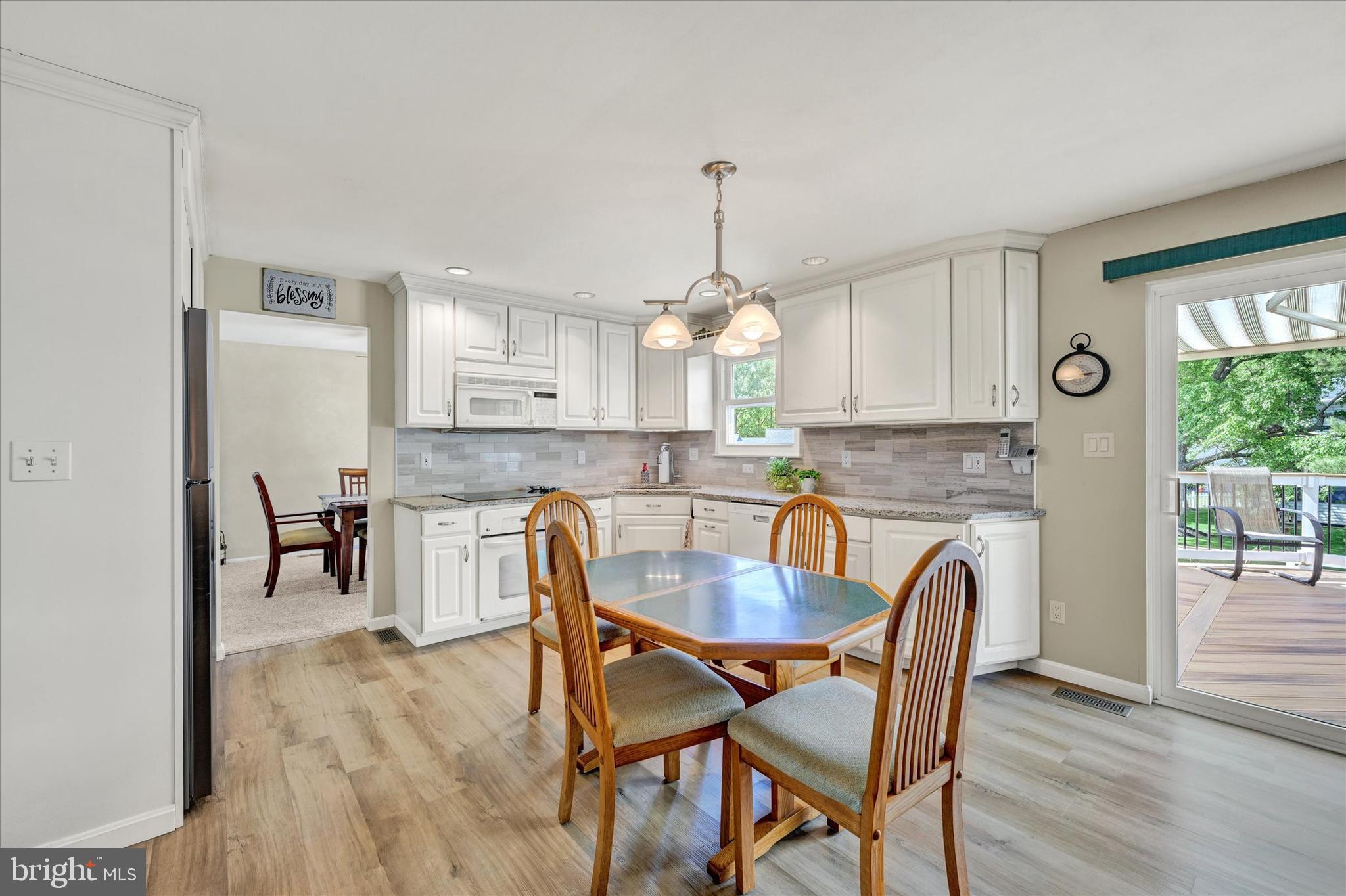 9104 Perryvale Rd
