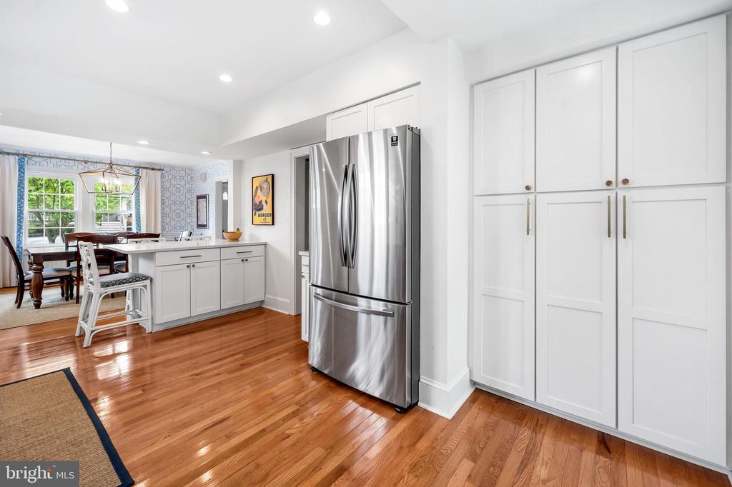 533 Park Ave
