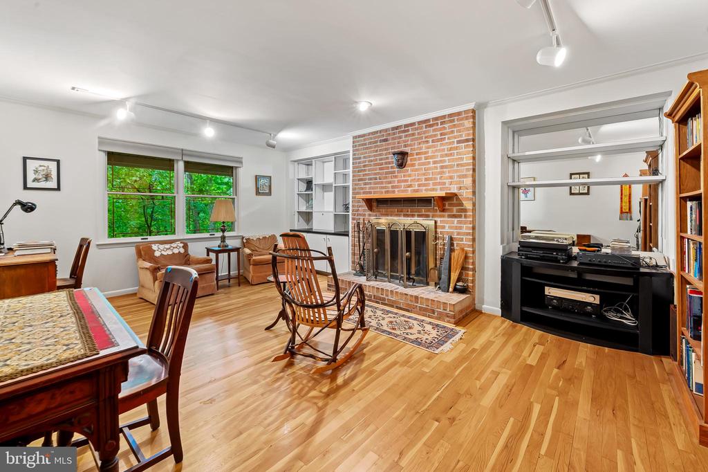 17 Pinewood Farm Ct