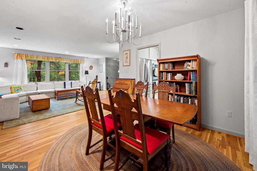 17 Pinewood Farm Ct