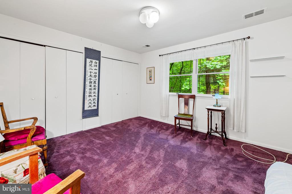17 Pinewood Farm Ct