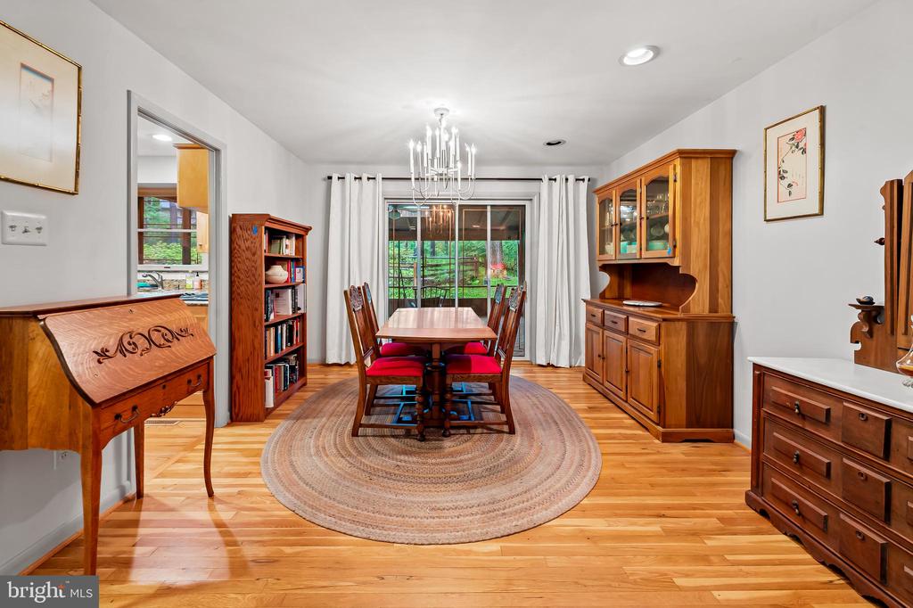 17 Pinewood Farm Ct