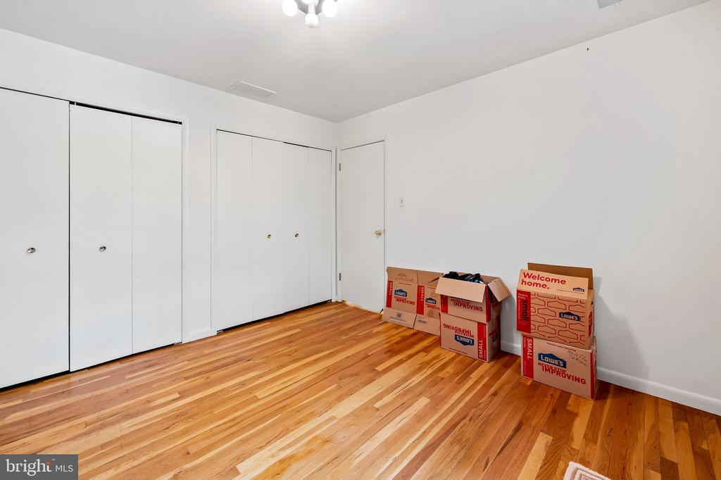 17 Pinewood Farm Ct
