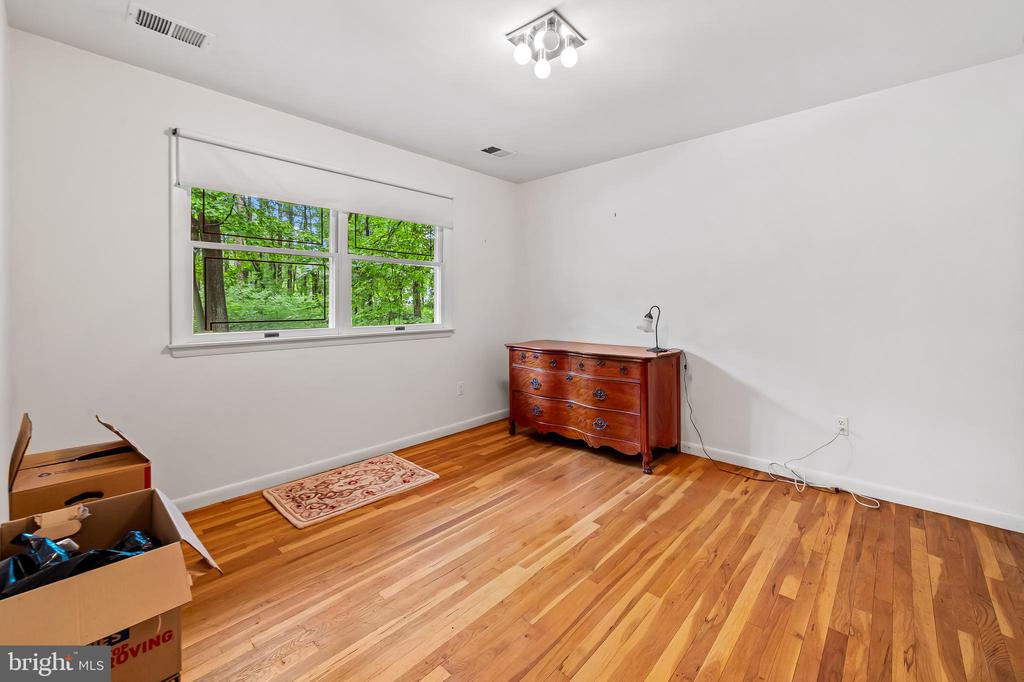 17 Pinewood Farm Ct