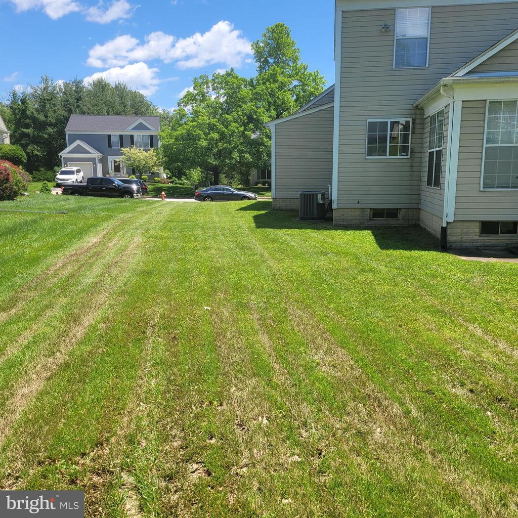 9907 Linden Hill Rd