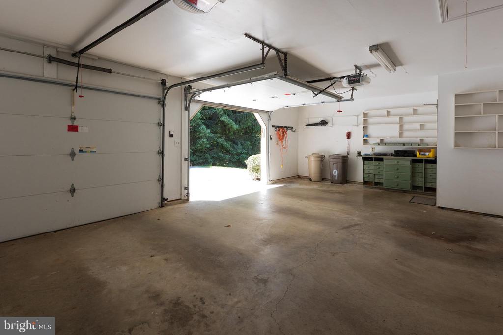 9 Fork Spring Ct