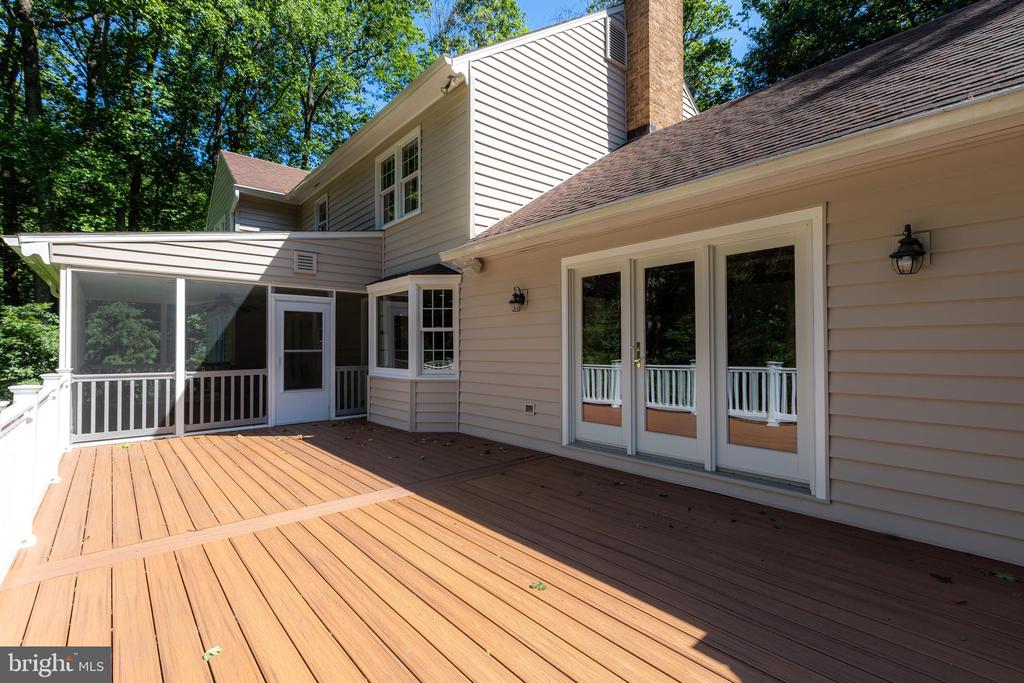 9 Fork Spring Ct