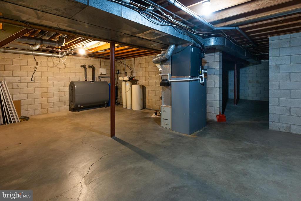 9 Fork Spring Ct