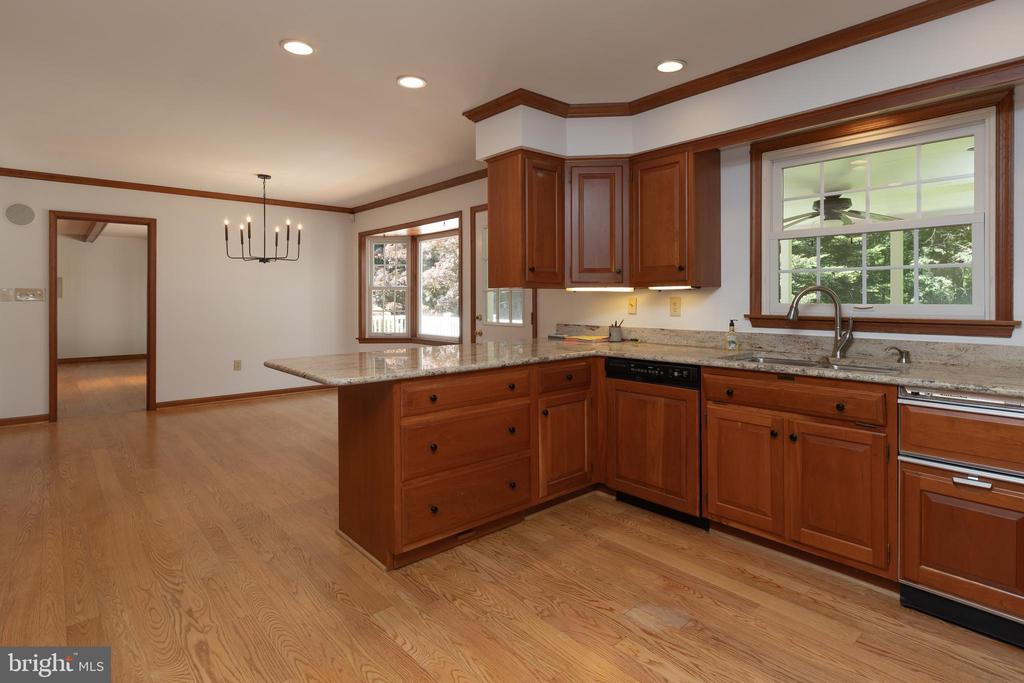 9 Fork Spring Ct