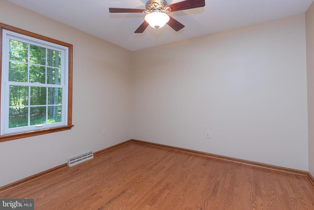 9 Fork Spring Ct