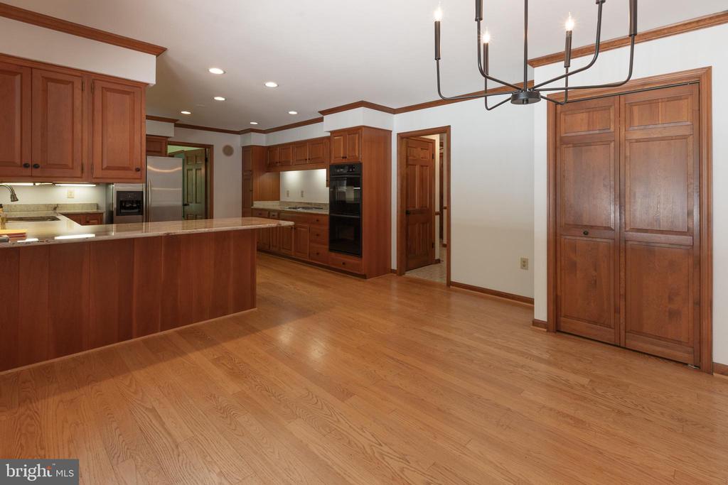 9 Fork Spring Ct