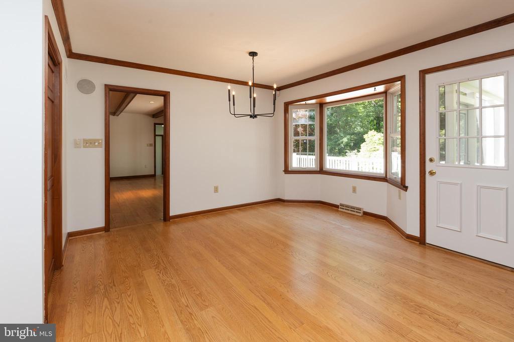 9 Fork Spring Ct